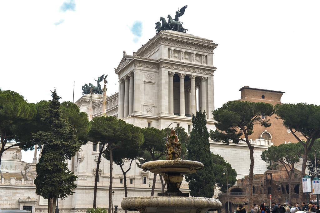 Cs Piazza Venezia Apartment Rome Exterior photo